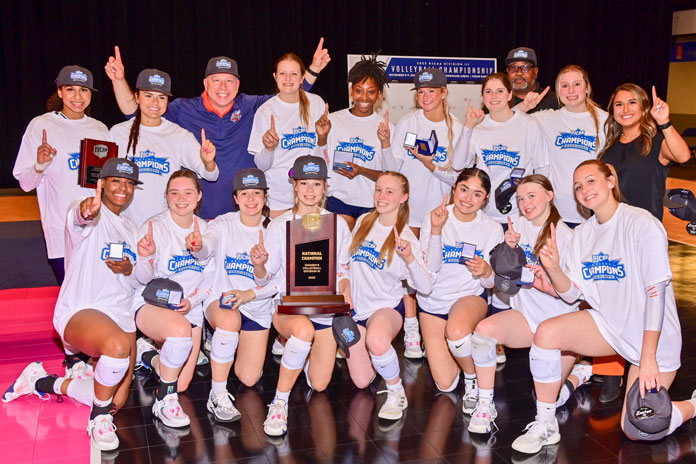 Eastfield's 2023 women's volleyball national championship team poses with their trophy